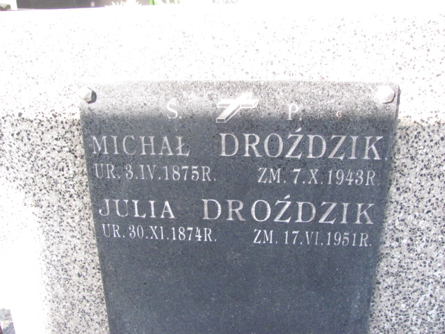 Grób MICHAŁ DROŹDZIK