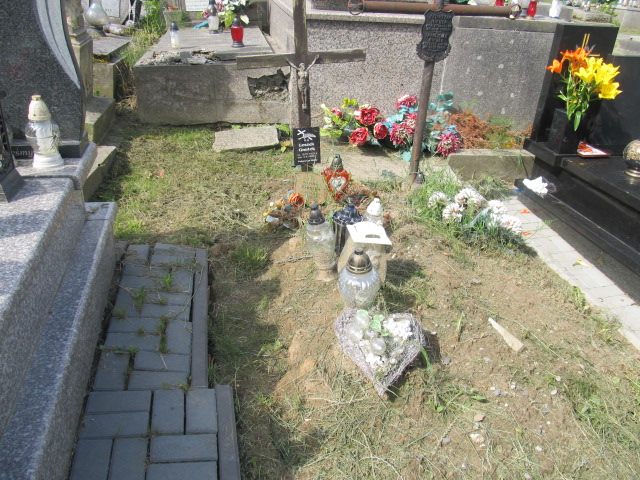 Leszek Gnutek 1932 Bochnia - Grobonet - Wyszukiwarka osób pochowanych