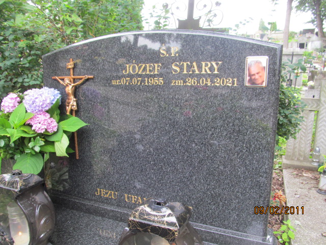 Grób JÓZEF STARY