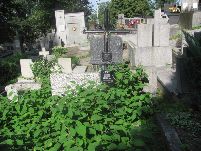 Grób CZESŁAW DANIEC