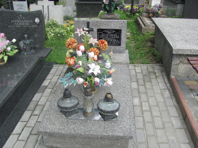 Grób STEFANIA GROTOWSKA