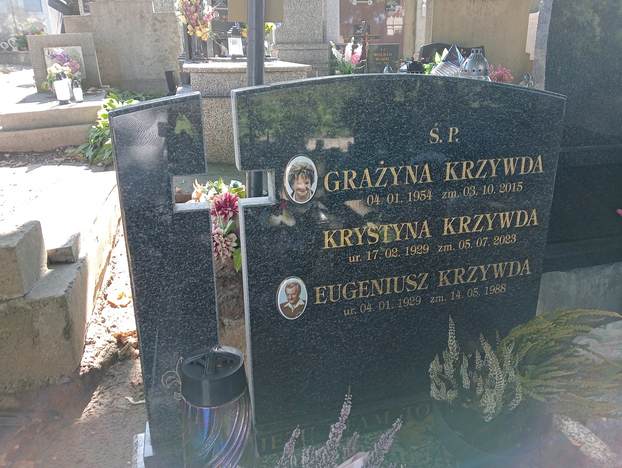 Grażyna Krzywda 1954 Bochnia - Grobonet - Wyszukiwarka osób pochowanych