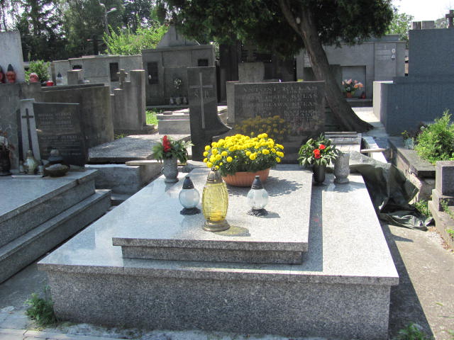 Grób BRONISŁAWA KULAS