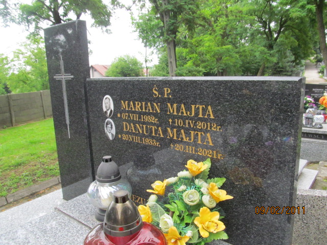 Grób Marian Majta