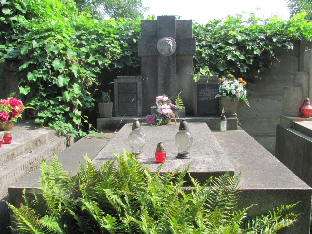 Grób Roman Łączyński