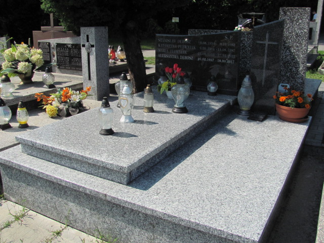Grób Maria Plewniak