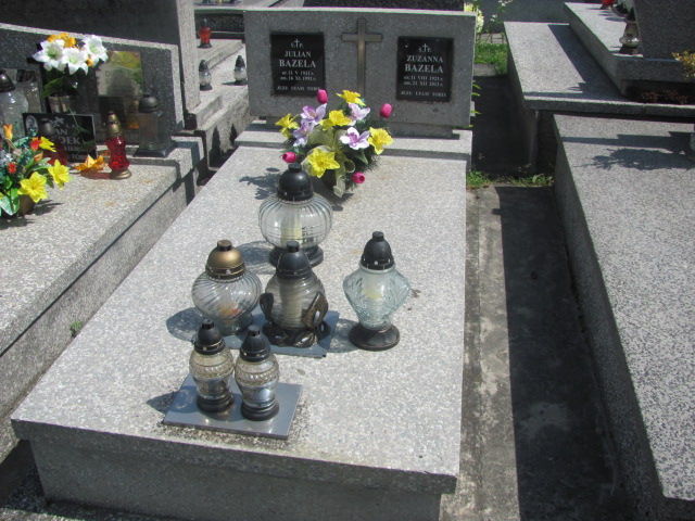 Grób JULIAN BAZELA