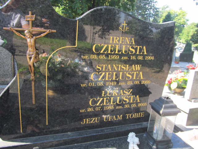 Grób IRENA CZELUSTA