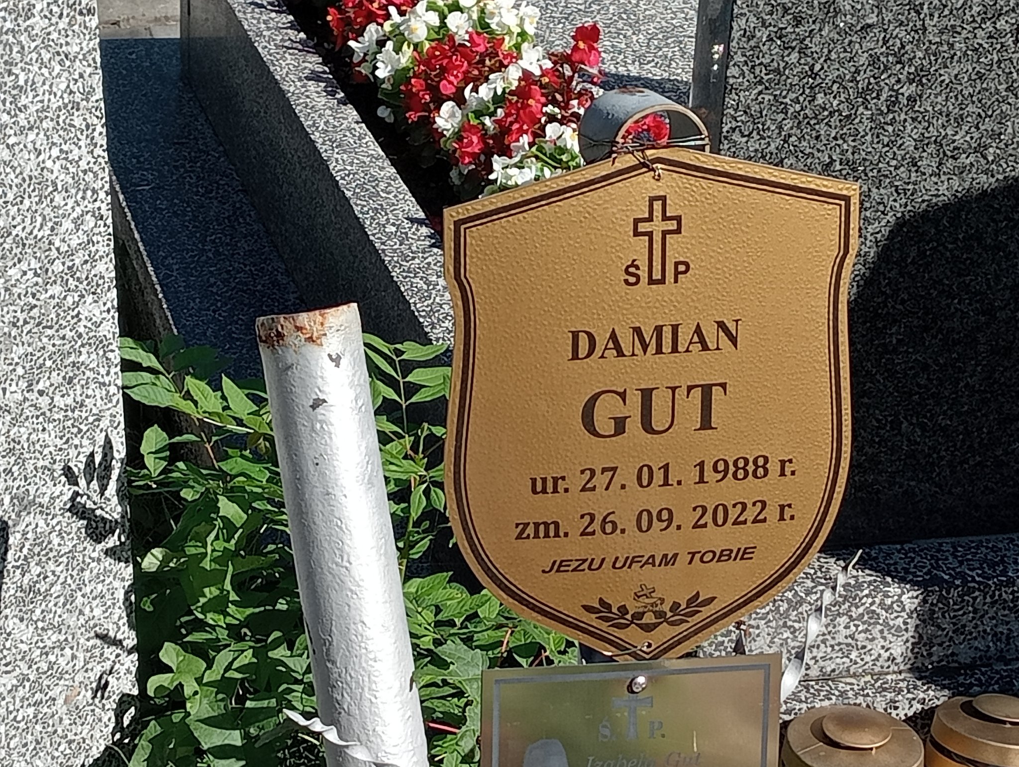 Izabela Gut 1982 Bochnia - Grobonet - Wyszukiwarka osób pochowanych