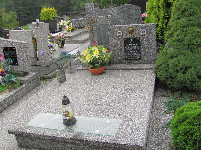 Grób JÓZEFA ŻUKROWSKA