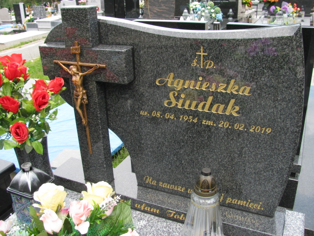 Agnieszka SIUDAK 1954 Bochnia - Grobonet - Wyszukiwarka osób pochowanych